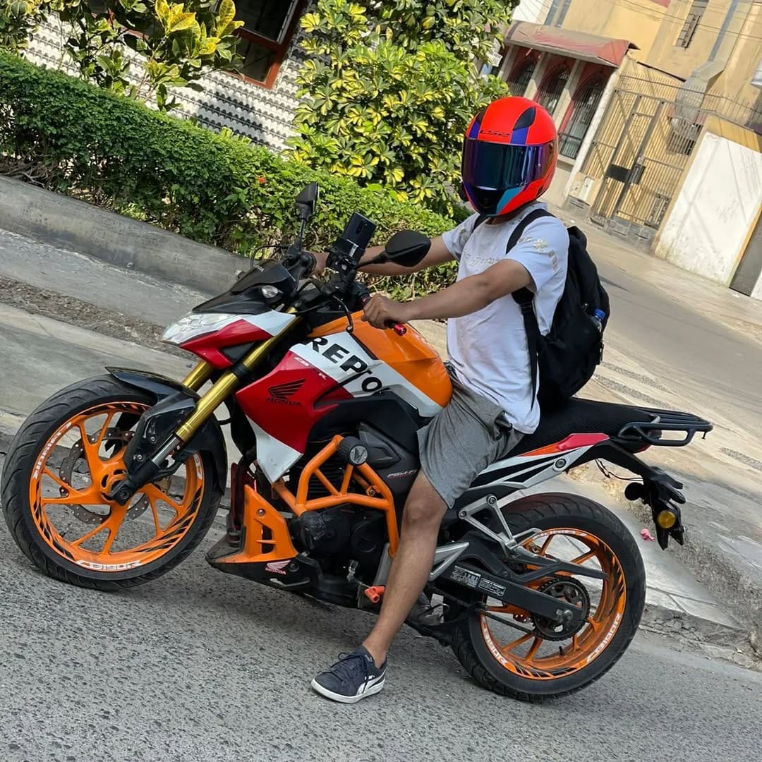 Post 8 by YISUS BIKER on Instagram (image)
