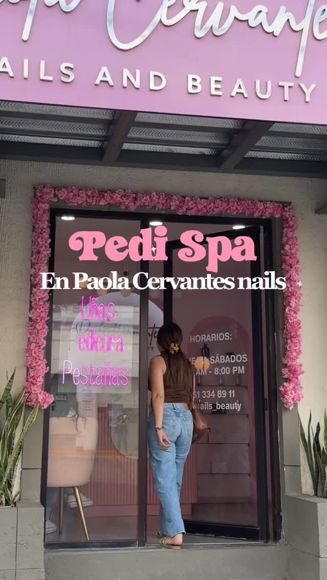 Post 6 by Ximena Suarez on Instagram (video)
