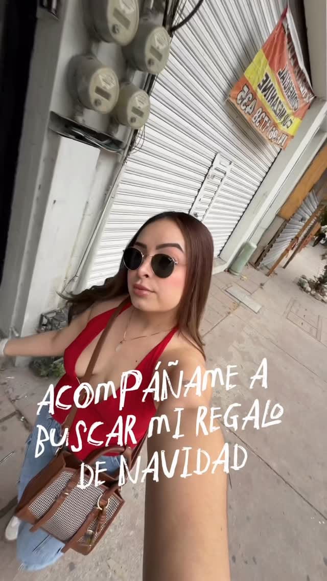 Post 7 by Ximena Suarez on Instagram (video)