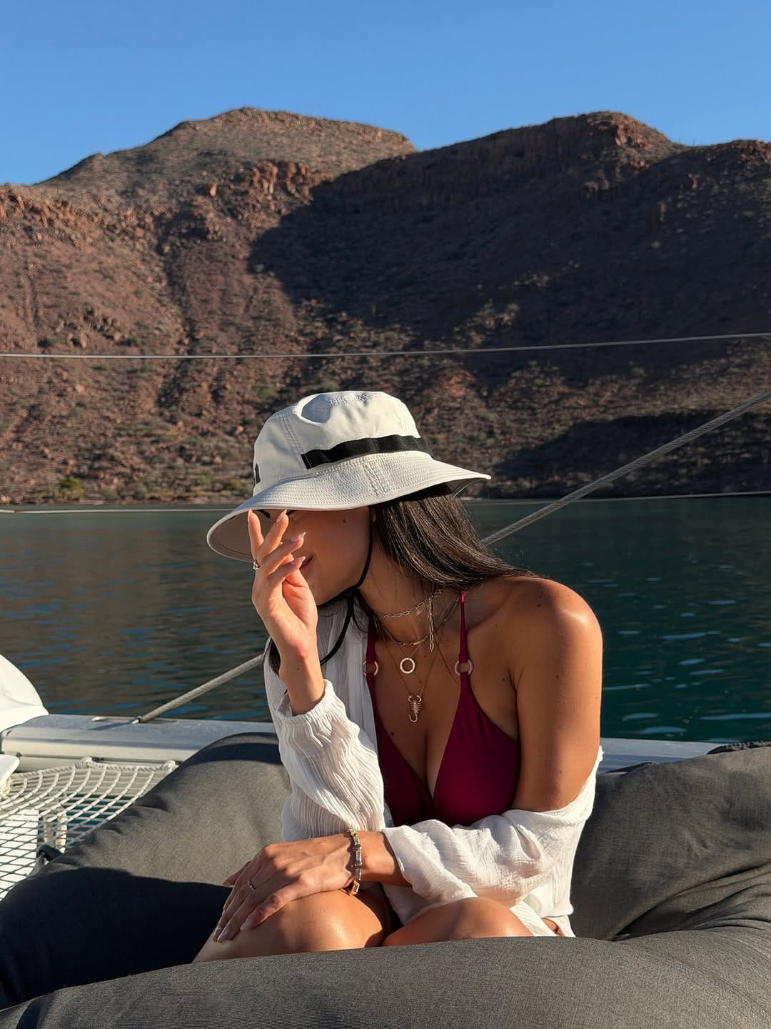 Post 1 by 𝑬𝒉𝒊𝒎𝒚 𝑴𝒊𝒓𝒂𝒎𝒐𝒏𝒕𝒆𝒔 on Instagram (carousel)