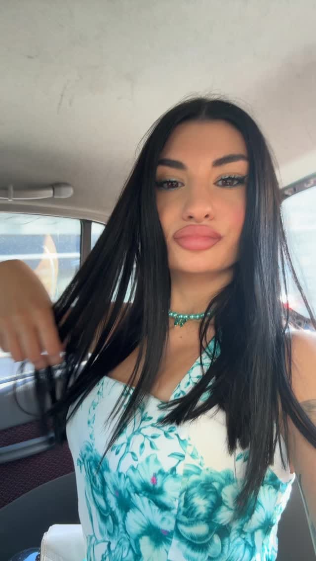Post 2 by 𝓖𝓲𝓾𝓼𝔂 𝓔𝓼𝓹𝓸𝓼𝓲𝓽𝓸👑💄💋👠🌹 on Instagram (video)