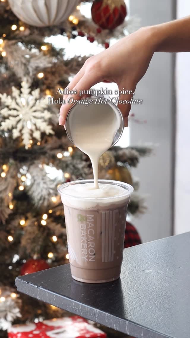 Post 5 by Macaron & Bakery® on Instagram (video)