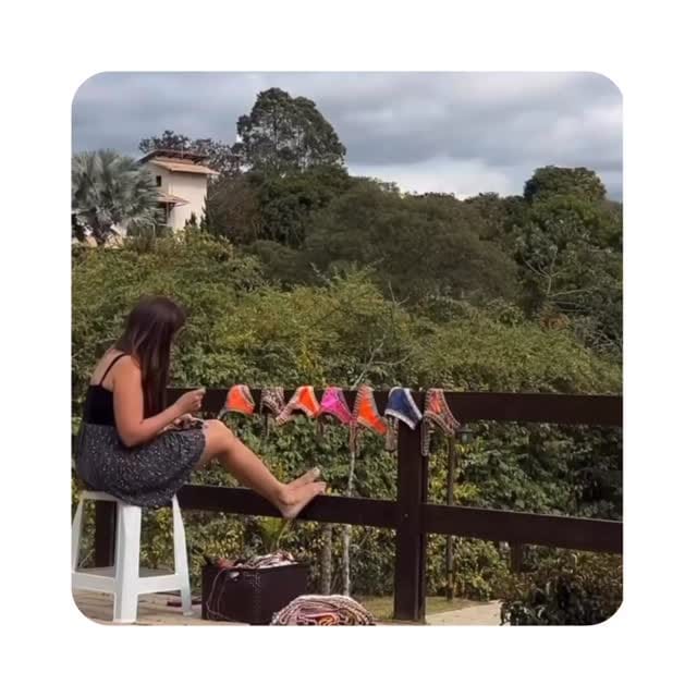 Post 1 by Tr3sdés Swimwear Shop on Instagram (video)