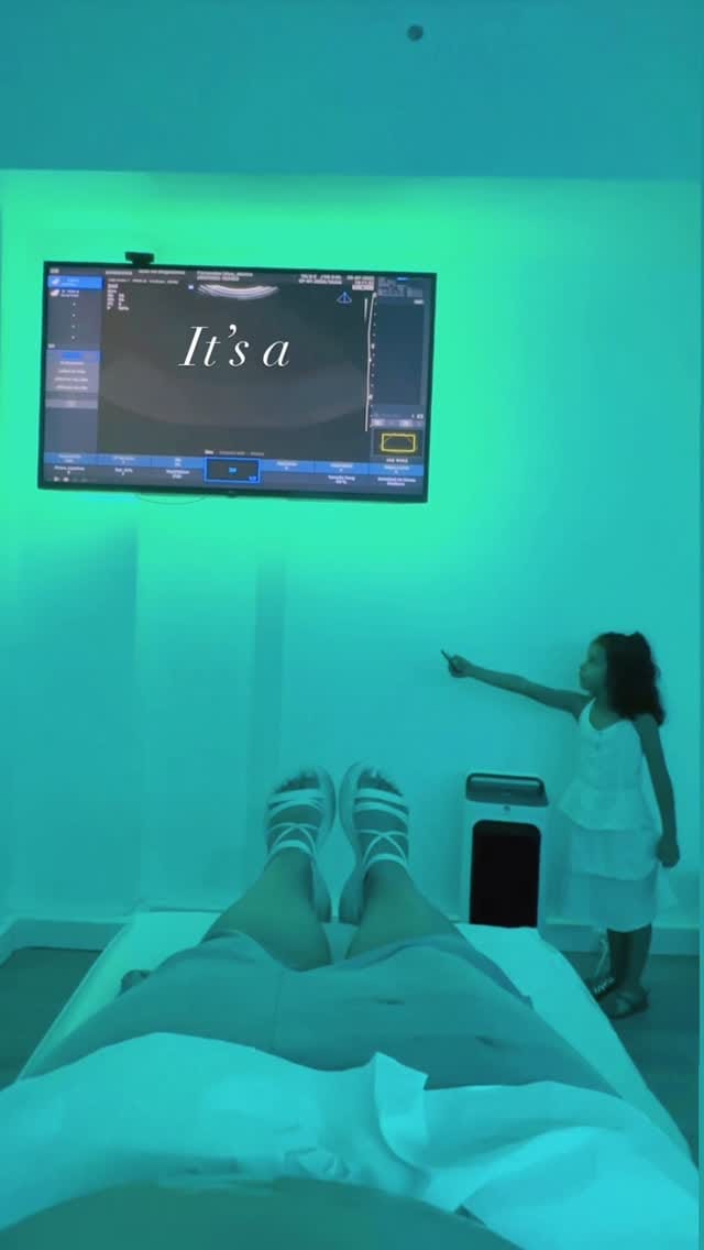 Post 8 by Jessica Silva on Instagram (video)