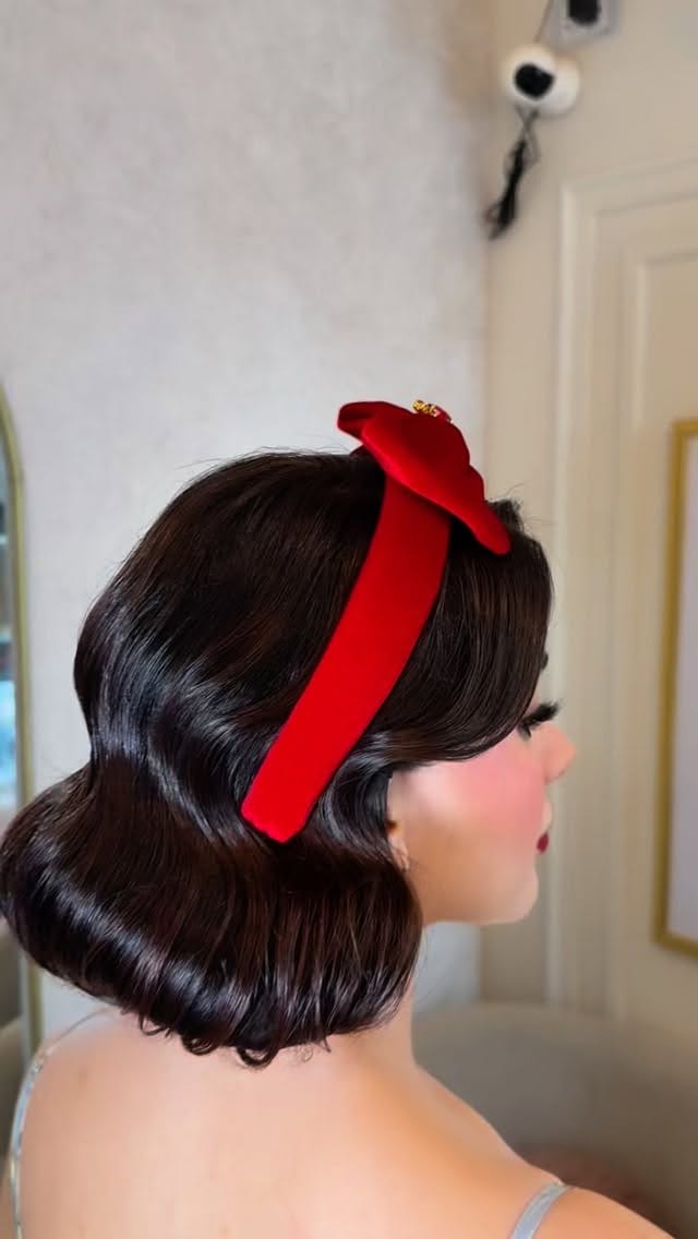 Post 9 by michelle_hair on Instagram (video)