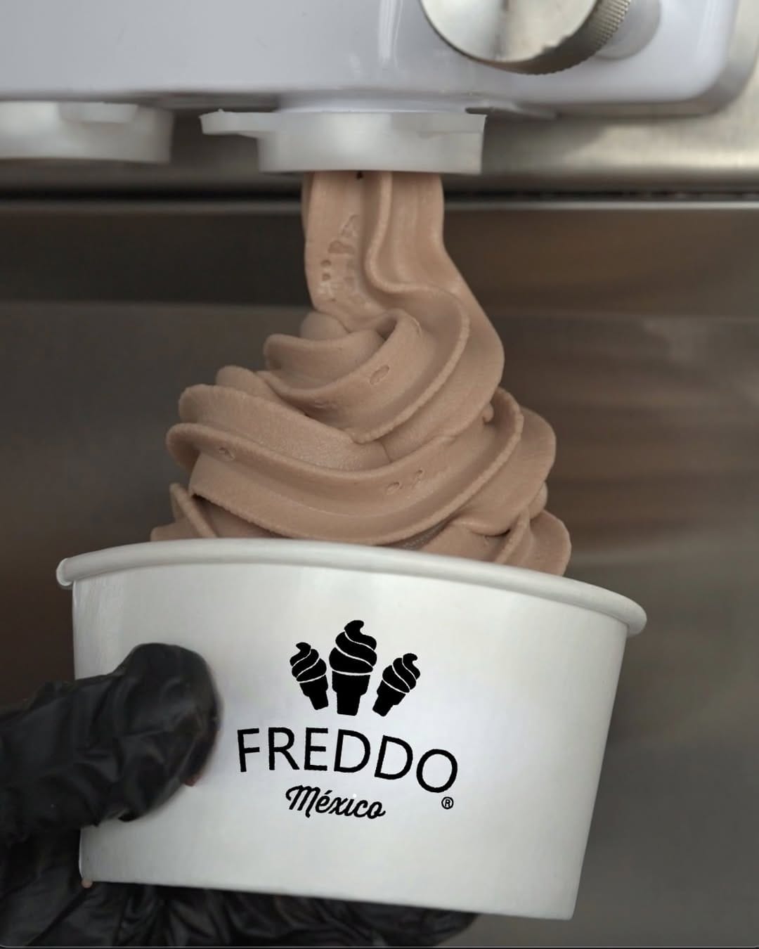 Post 1 by Freddo México on Instagram (image)