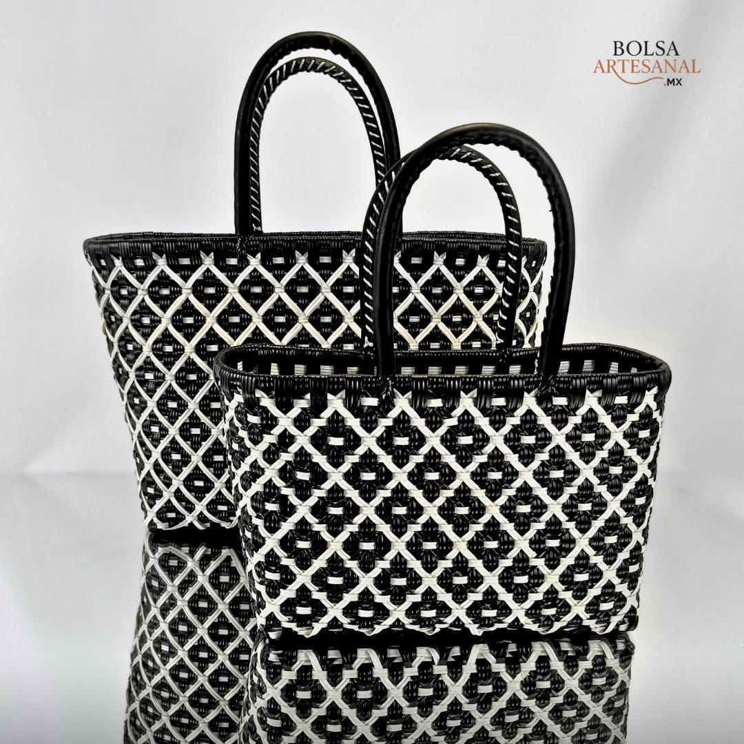 Post 6 by Bolsa Artesanal Mx on Instagram (image)