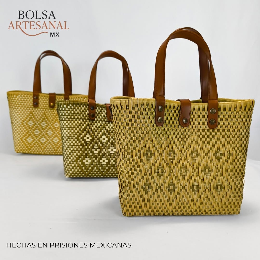 Post 1 by Bolsa Artesanal Mx on Instagram (image)