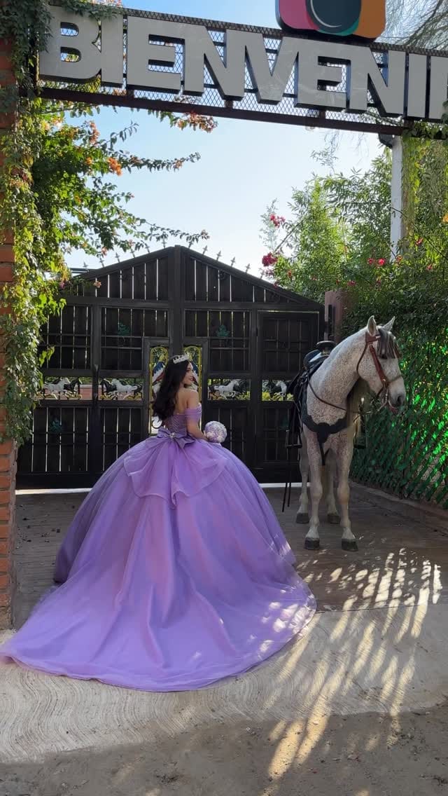 Post 4 by Dylenia Gastelum on Instagram (video)