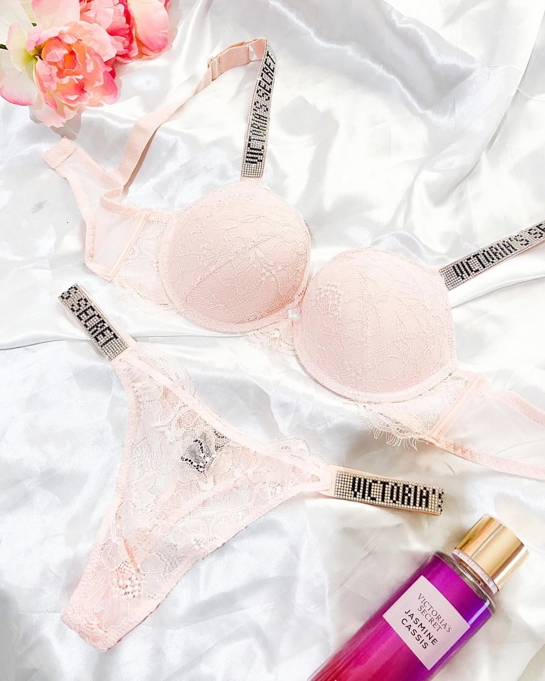 Post 3 by Desire lingerie on Instagram (image)