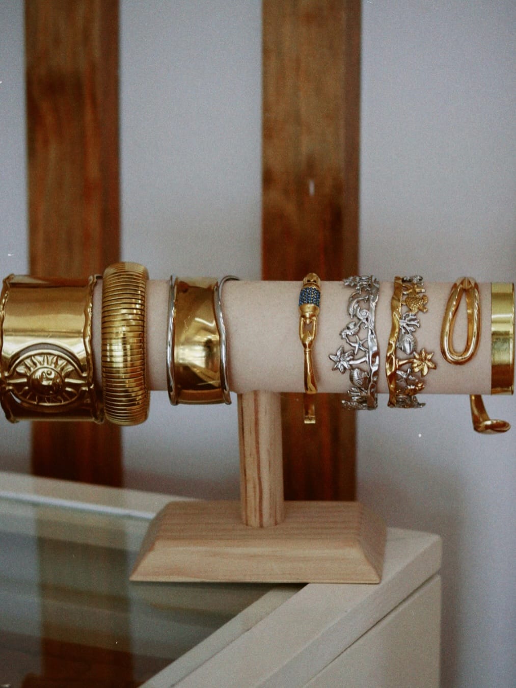 Post 5 by Zenea • Joyería • Piercings on Instagram (carousel)