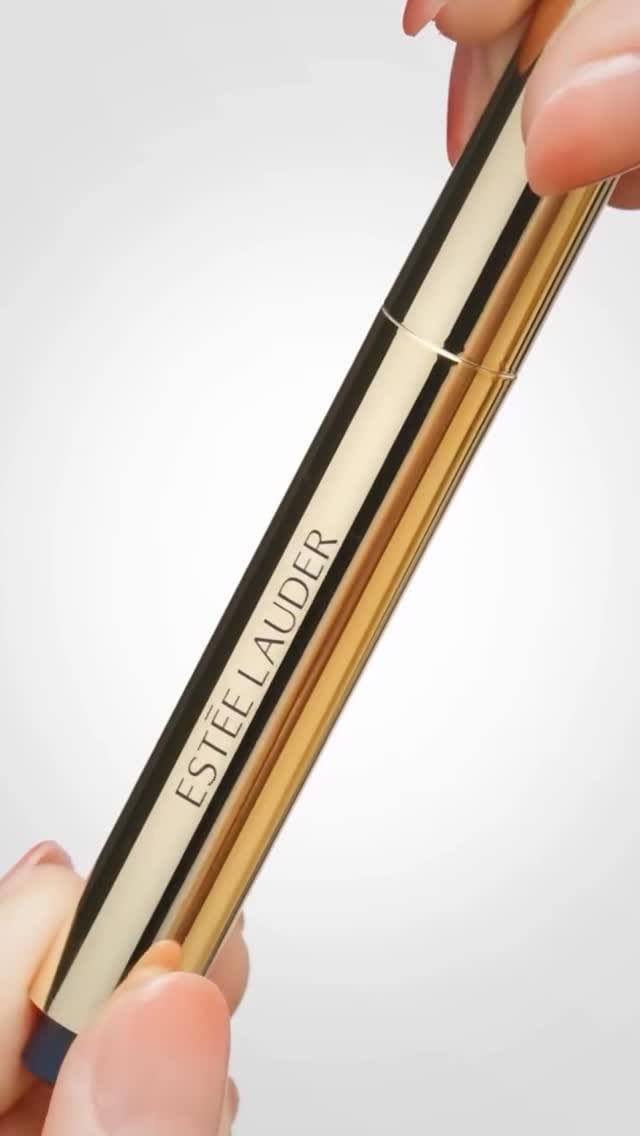 Post 2 by Estée Lauder México Market on Instagram (video)