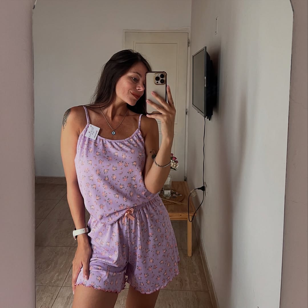 Post 6 by 𝐑𝐔𝐅𝐈𝐍𝐀 on Instagram (carousel)