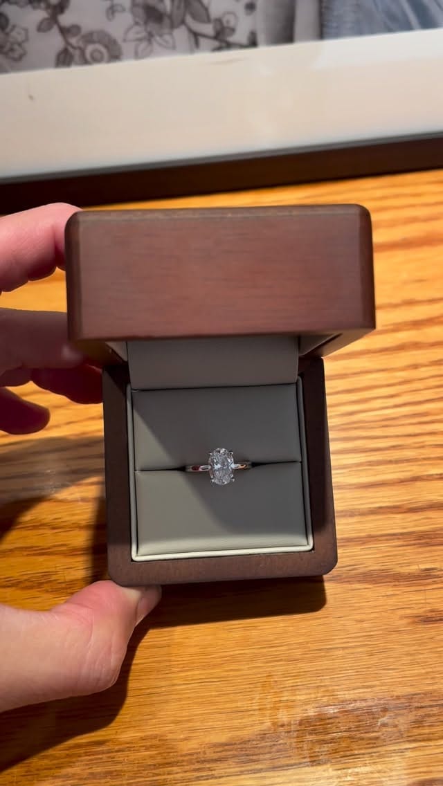 Post 1 by Elegance on Instagram (video)