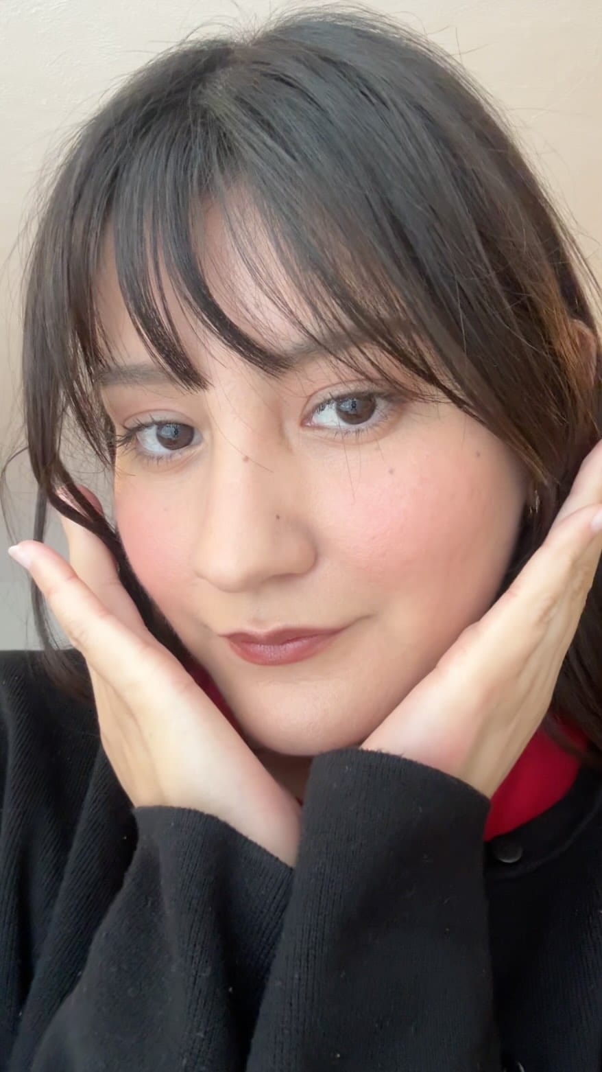 Post 4 by uyu beauty  우주뷰티 on Instagram (video)