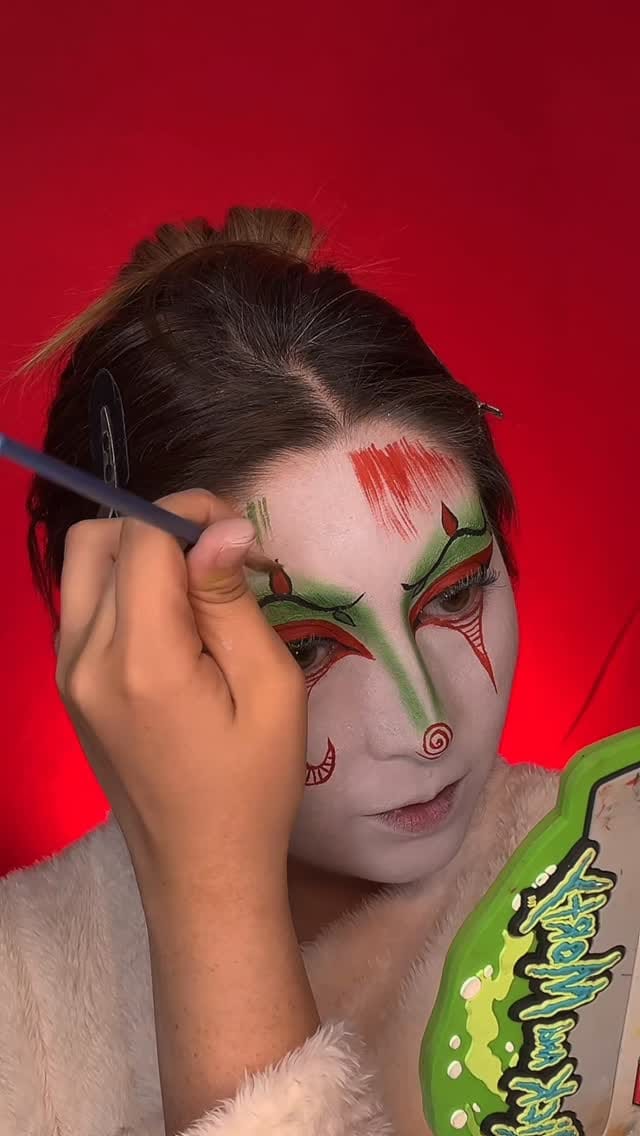 Post 8 by Nayelly García on Instagram (video)