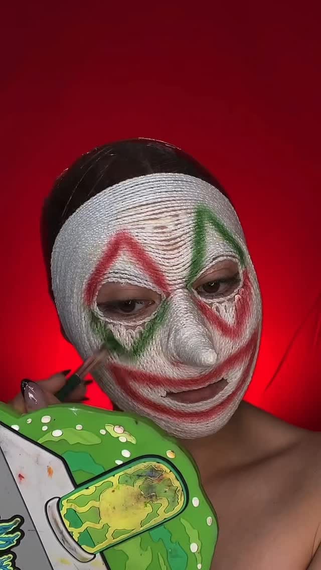 Post 2 by Nayelly García on Instagram (video)