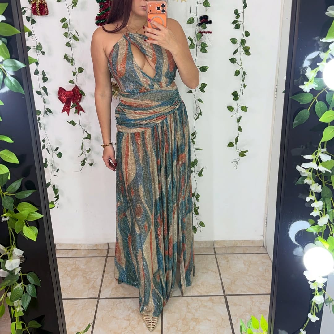 Post 8 by 𝒥𝒶𝒹𝑒 𝒱𝒶𝓏𝓆𝓊𝑒𝓏 𝐵𝑜𝓊𝓉𝒾𝓆𝓊𝑒💚 on Instagram (carousel)