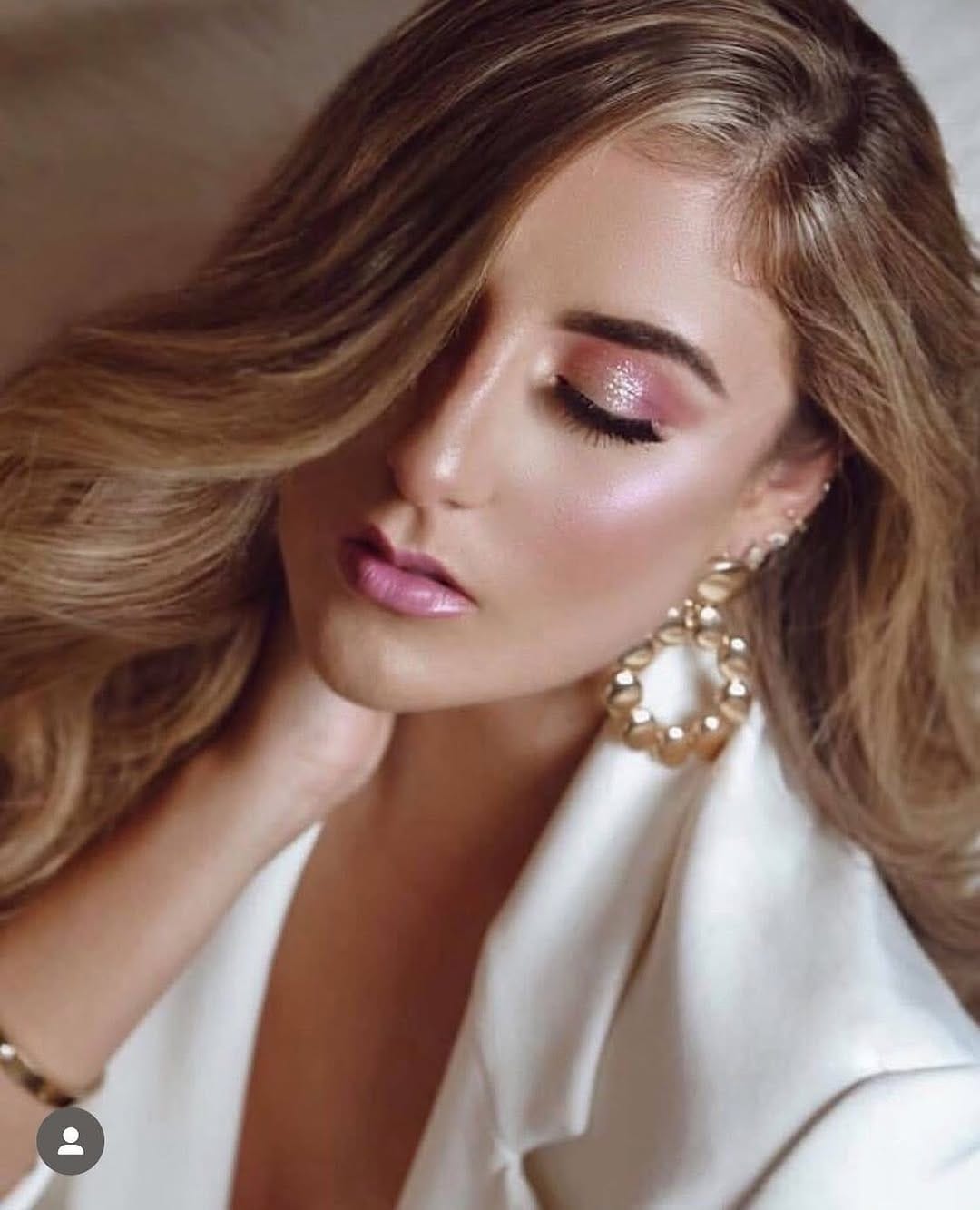 Post 9 by Lili Ham on Instagram (image)