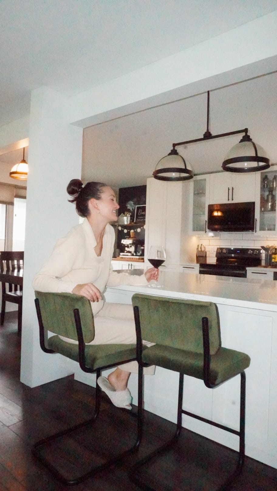 Post 2 by Delaney [Holley] O’Neill on Instagram (video)