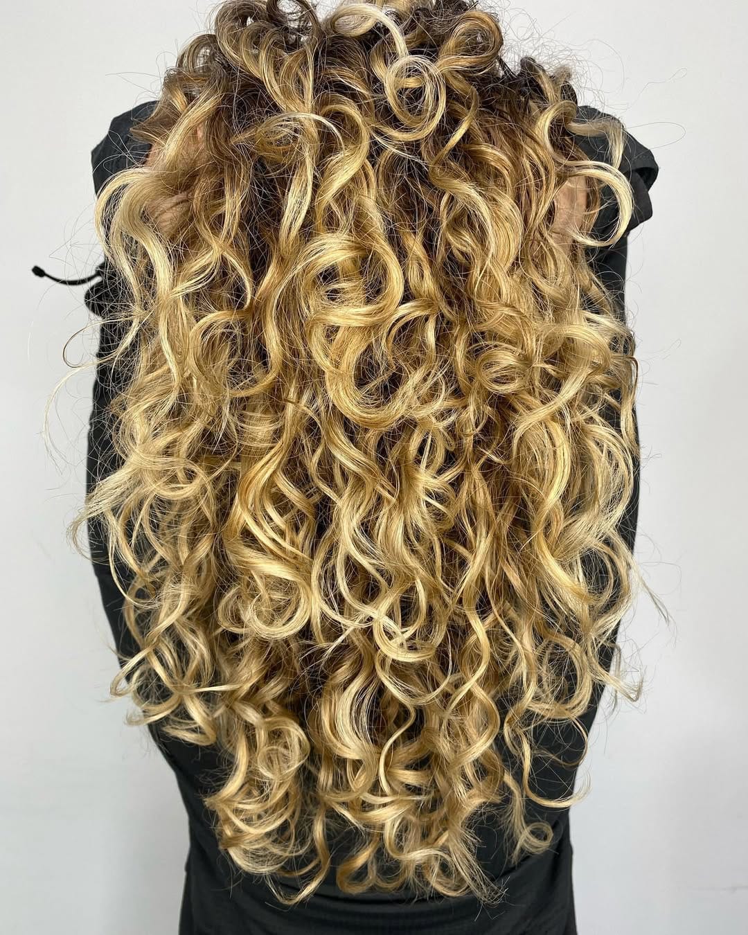 Post 10 by Fernanda Arango Salon & Dry Bar on Instagram (image)