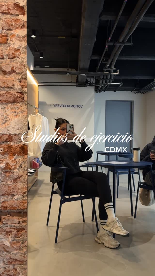 Post 10 by Isabella Rivera on Instagram (video)