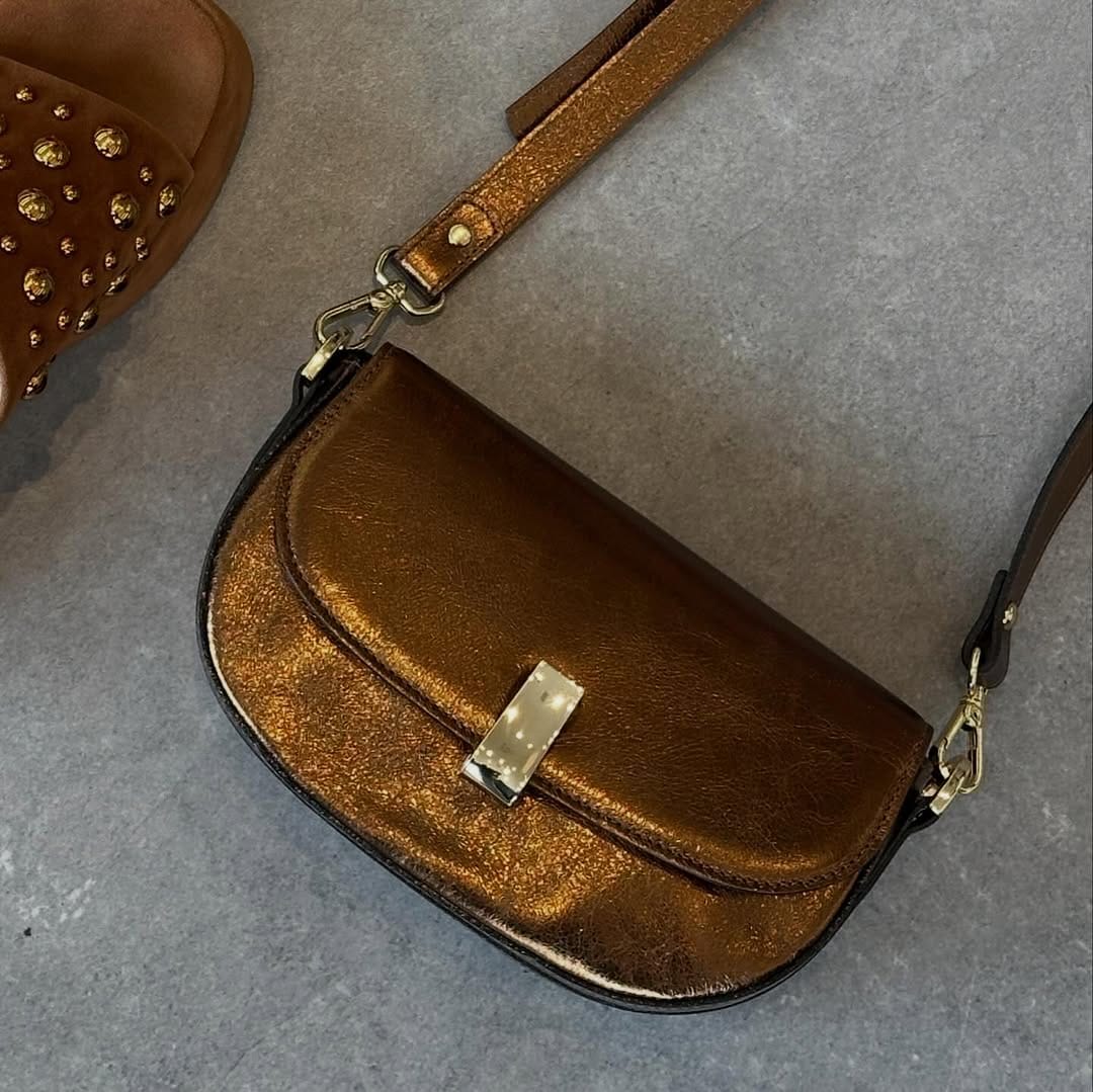 Post 9 by Victory Shoes on Instagram (carousel)