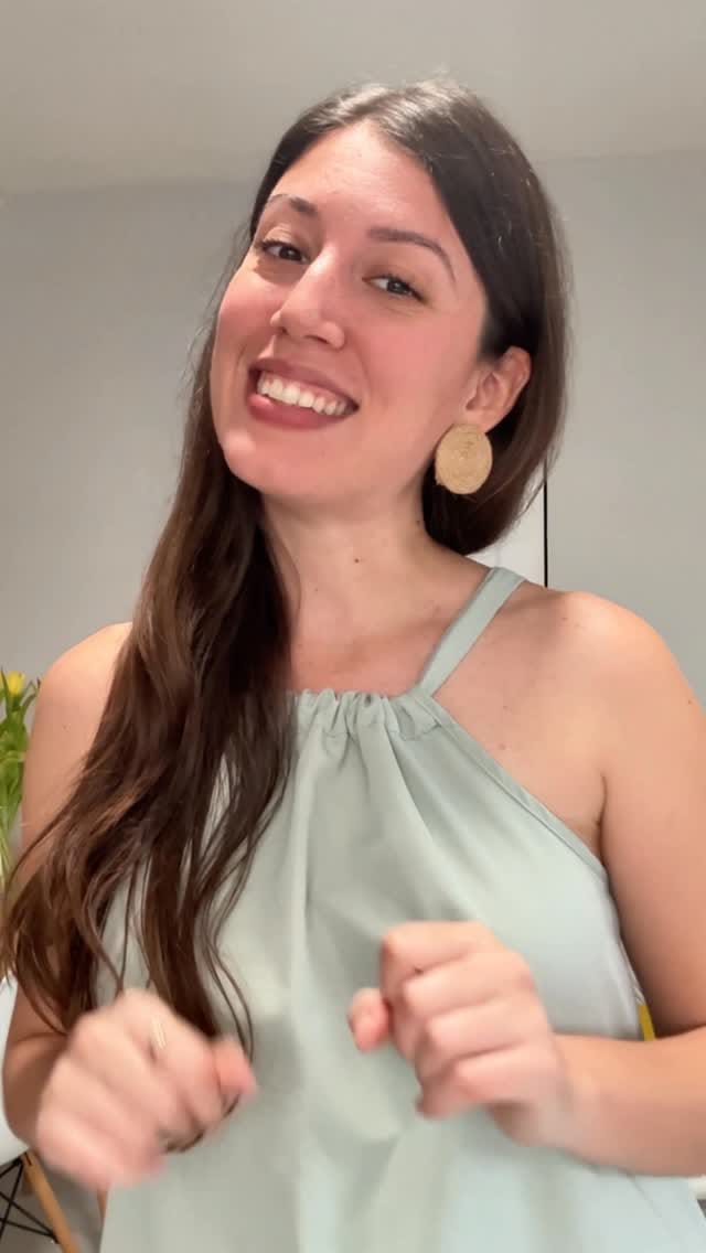 Post 8 by M A N U | Marca de Accesorios on Instagram (video)