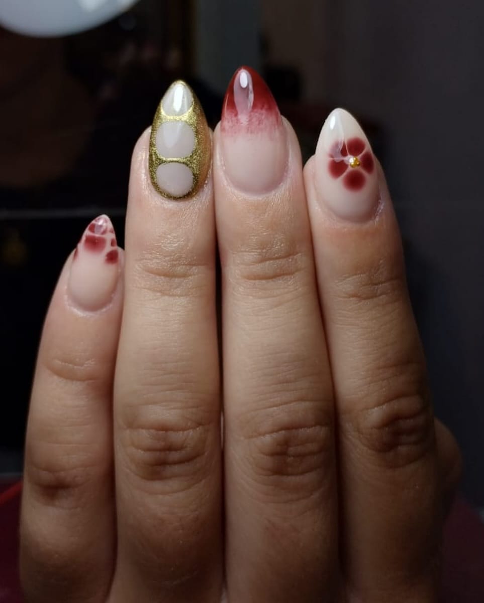 Post 8 by GLAMB BELGRANO Ⓡ | Servicio de Uñas on Instagram (carousel)