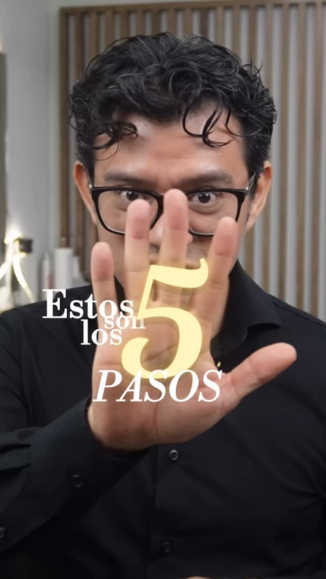 Post 4 by Chelo Ovando on Instagram (video)