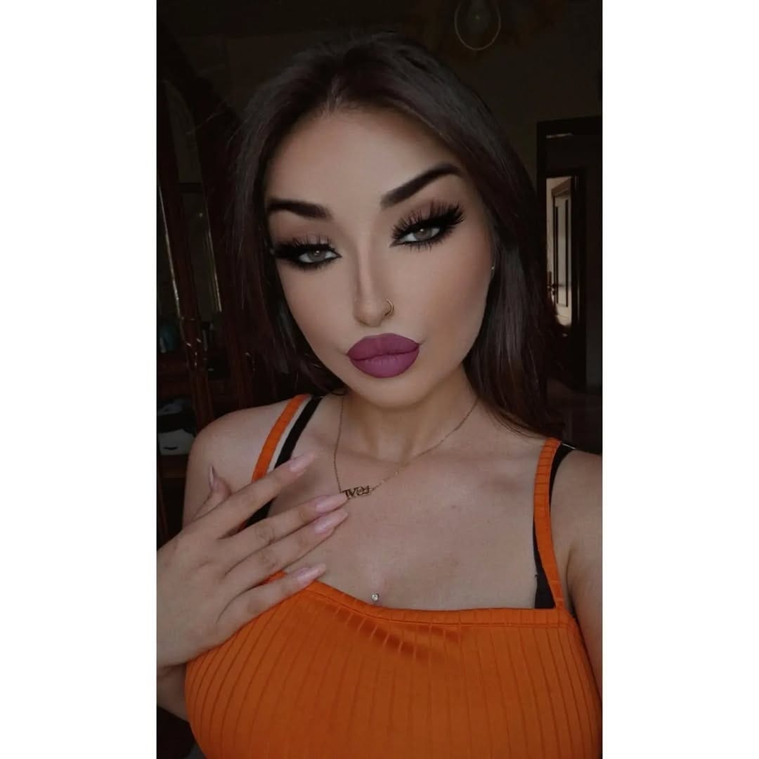 Post 5 by ʟᴇᴀʜ ɴᴀᴅᴅᴏᴜʀ | ليا ندّور on Instagram (image)