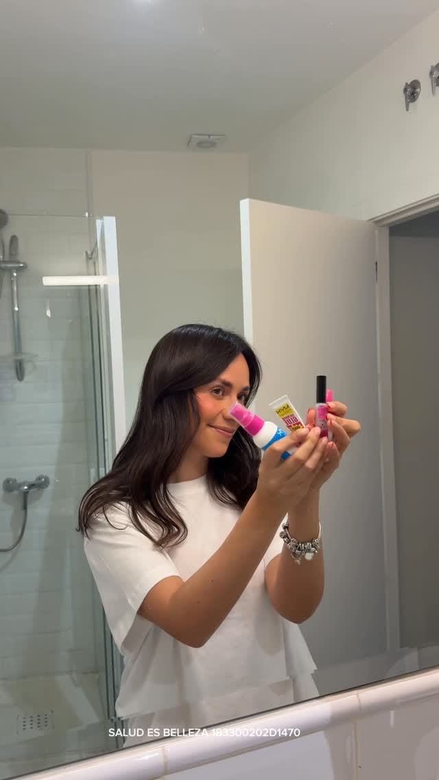 Post 2 by Arlette Aramburo on Instagram (video)