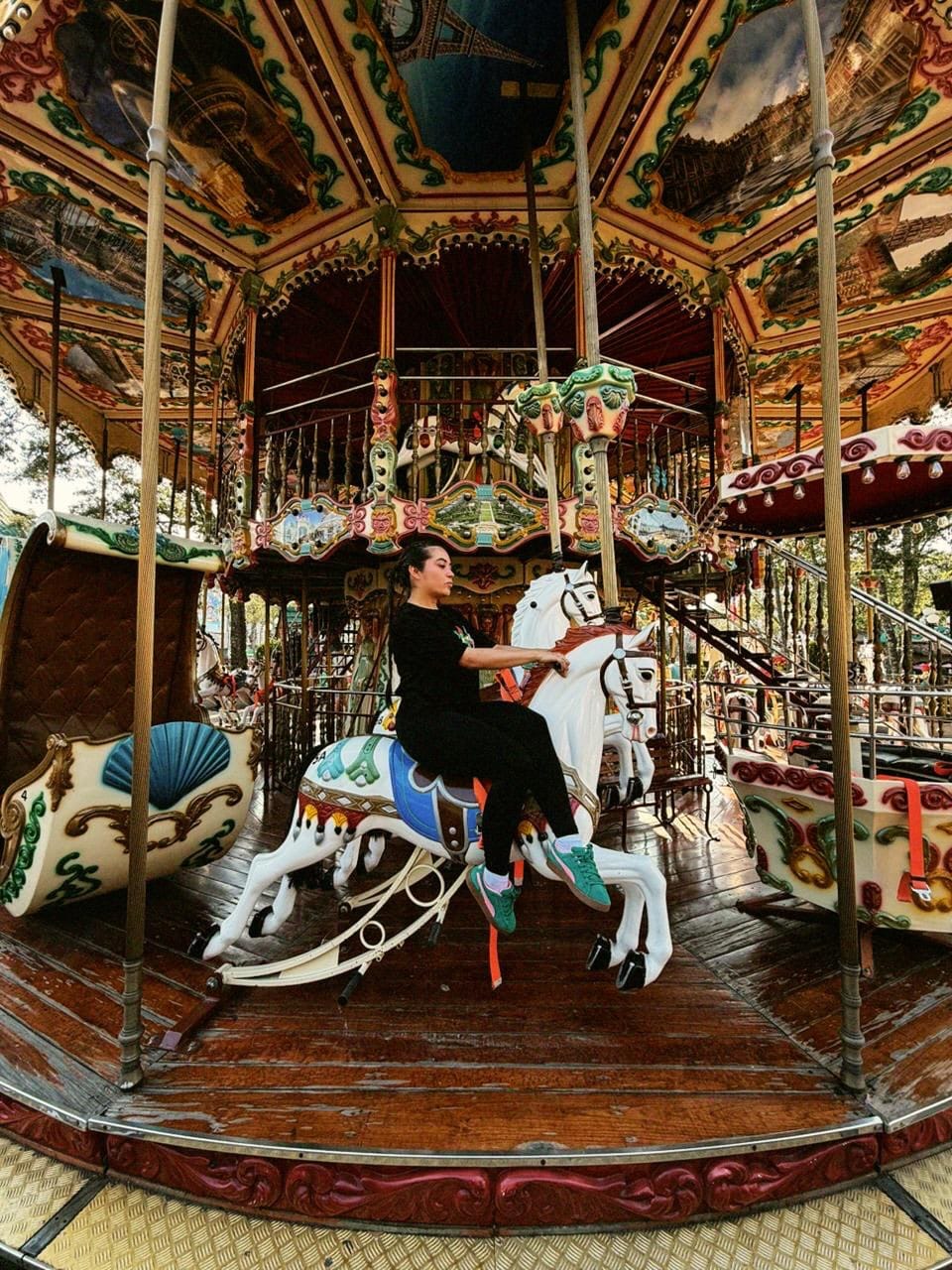 Post 4 by Lizeth Reyes on Instagram (carousel)