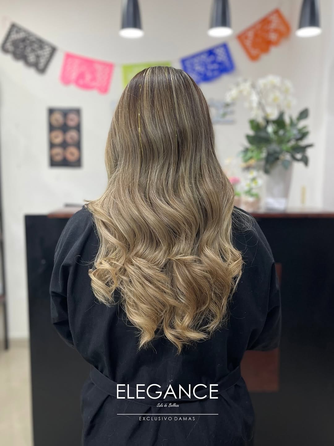 Post 1 by Elegance Sala de Belleza on Instagram (carousel)