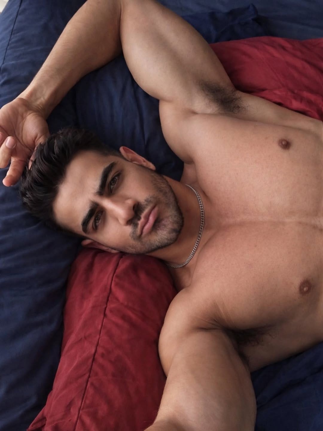 Post 4 by Leo Gamero on Instagram (image)