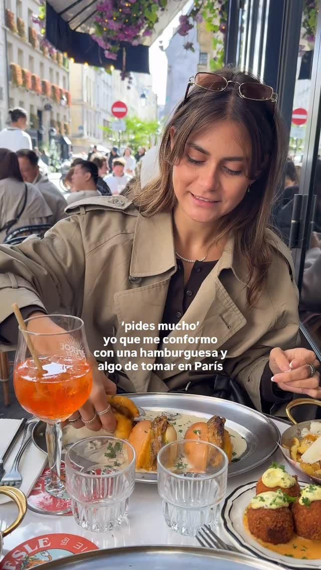 Post 1 by Maria Moreno 🦢 on Instagram (video)