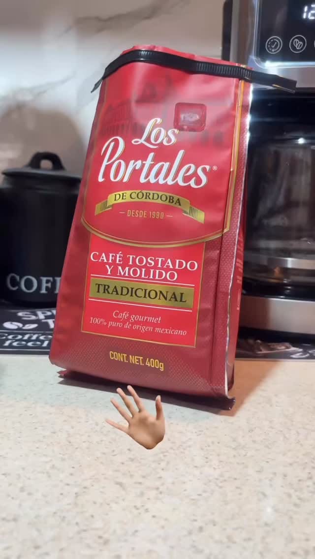Post 1 by Wendy Carré on Instagram (video)