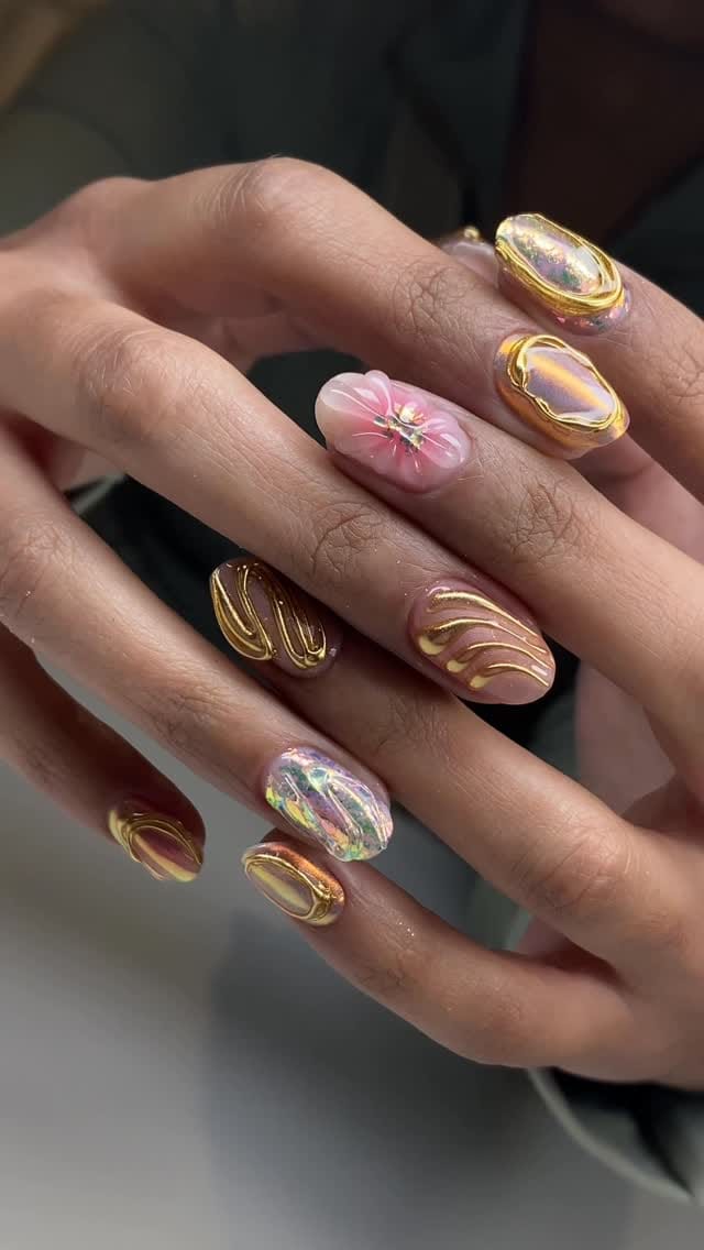 Post 2 by LIUNAILS.MX on Instagram (video)
