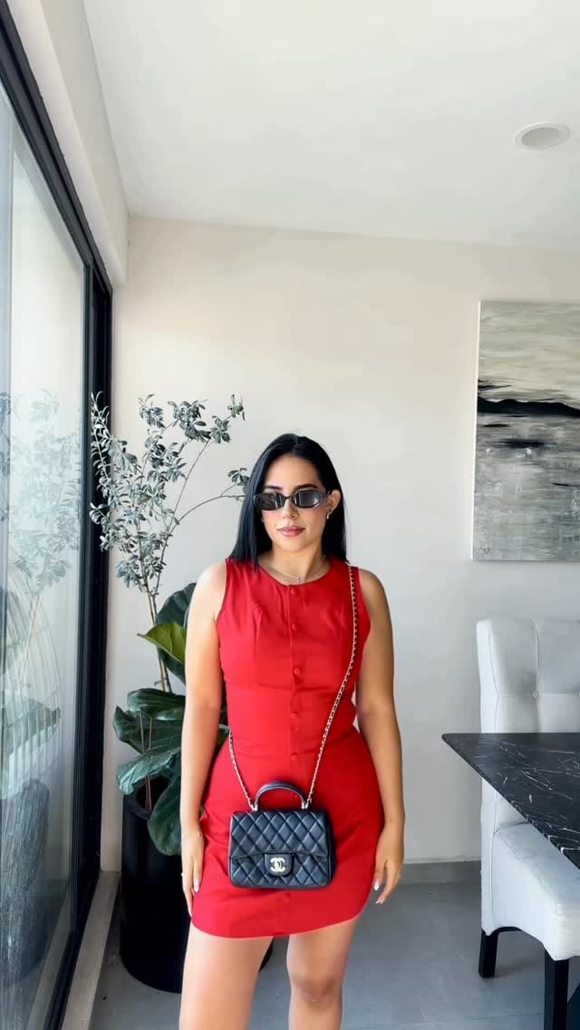 Post 9 by Linda Rivera on Instagram (video)