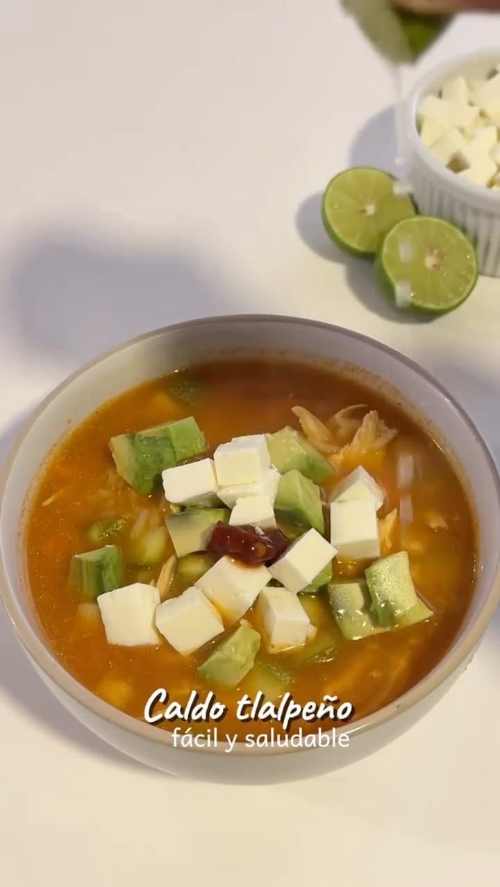 Post 4 by Ana Karen Romano on Instagram (video)