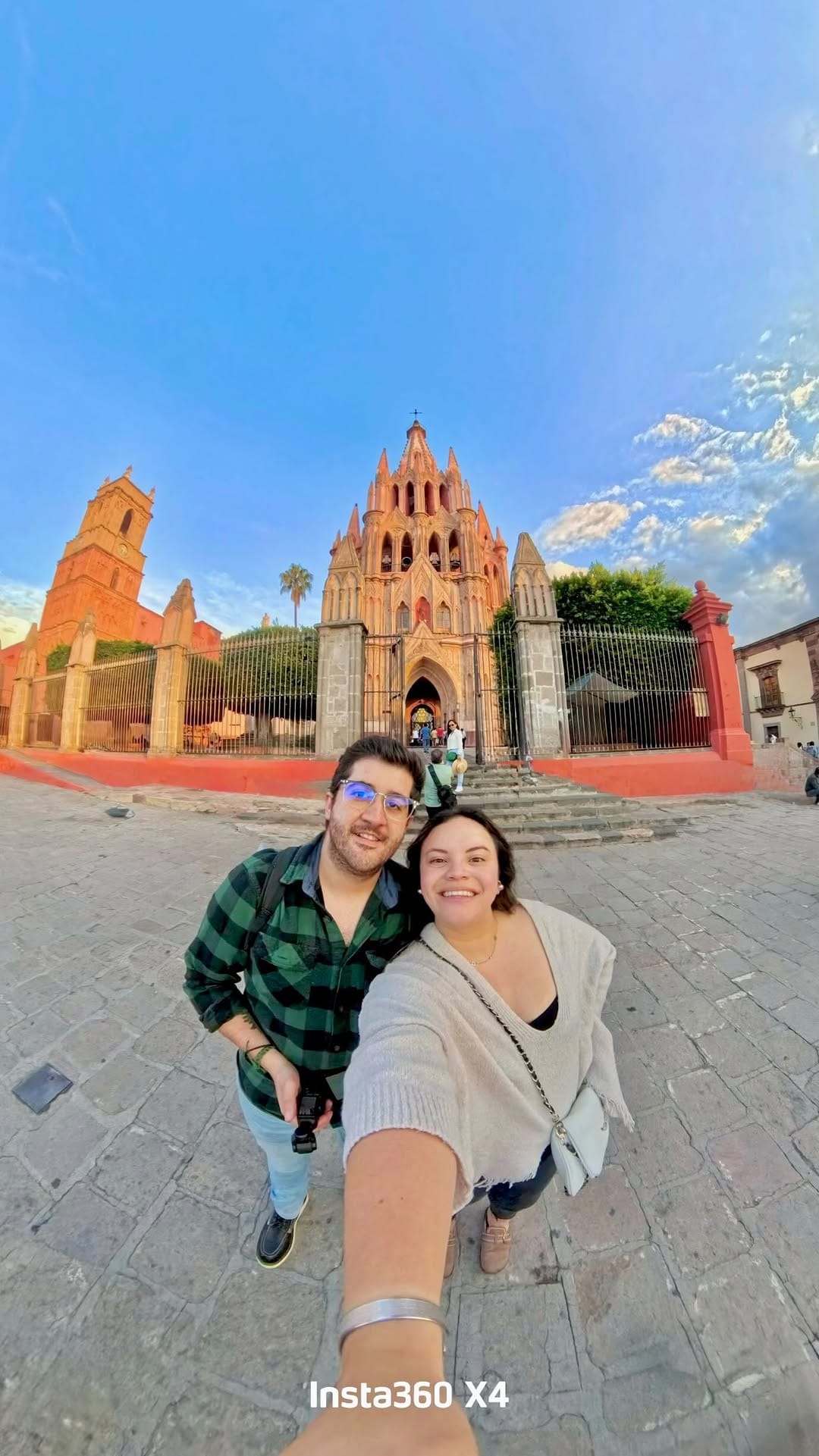 Post 6 by Karen Coria on Instagram (video)