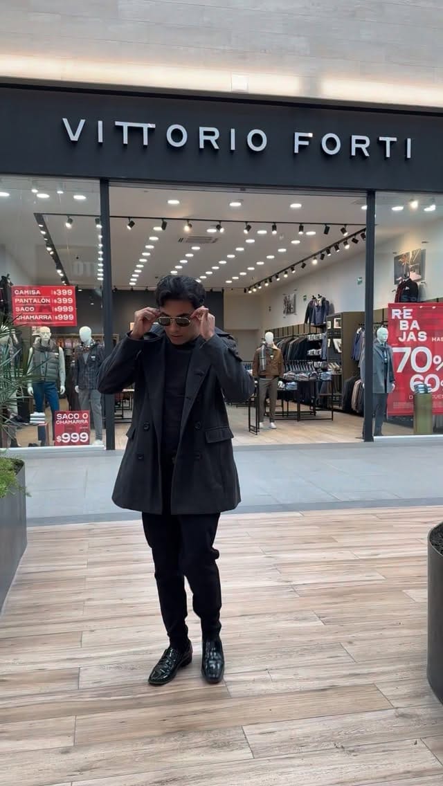 Post 3 by Suriel Rangel on Instagram (video)