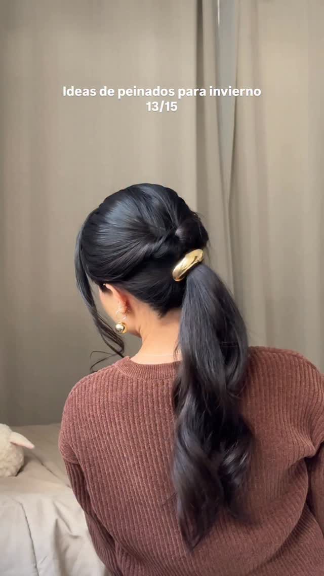 Post 7 by Karo Zamora on Instagram (video)