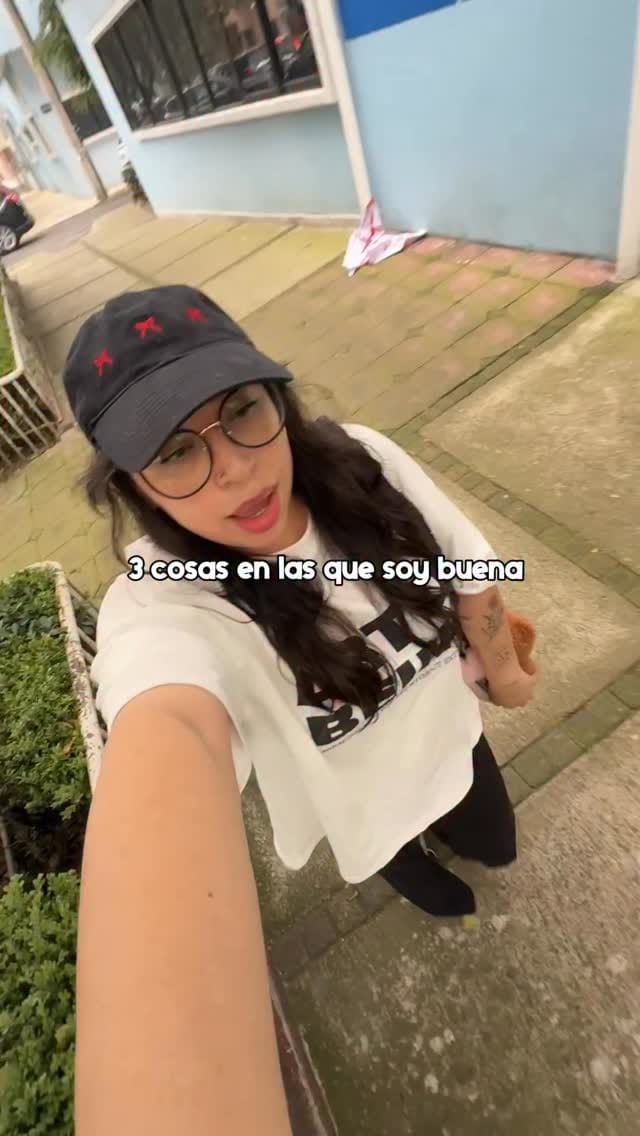 Post 8 by Ale Muciño on Instagram (video)
