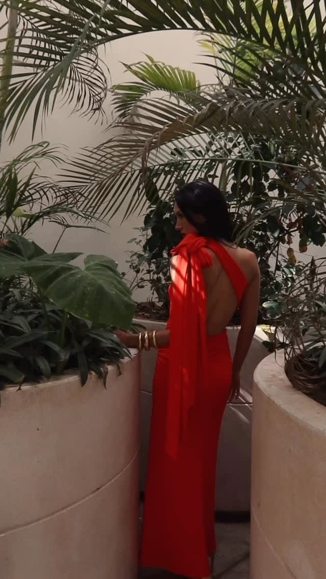 Post 2 by Bogara on Instagram (video)