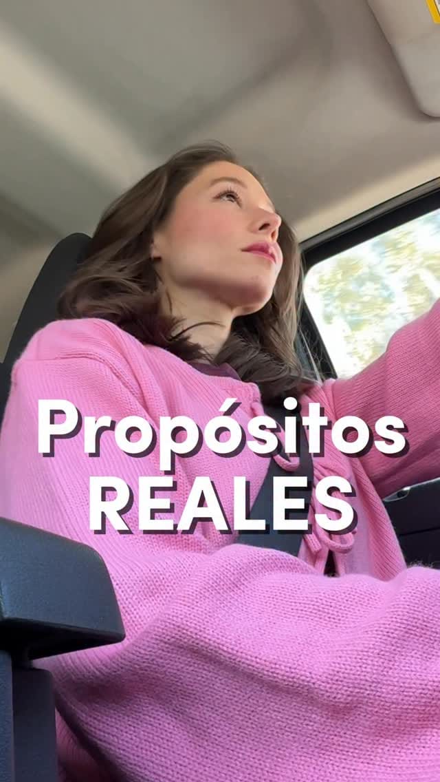 Post 3 by Samantha Godoy on Instagram (video)