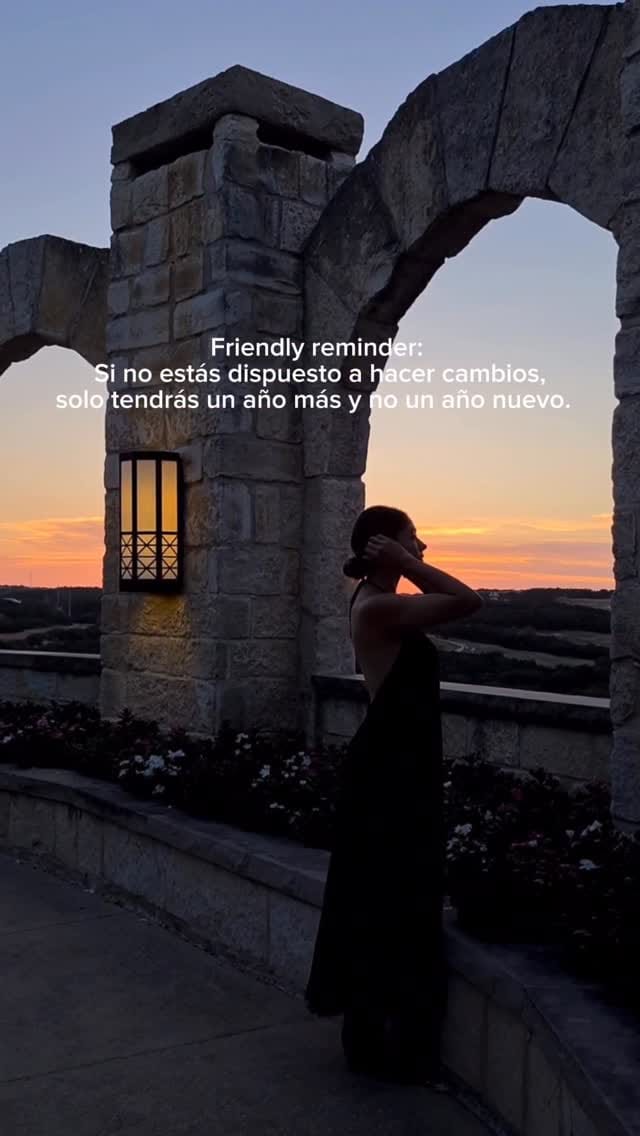 Post 8 by Samantha Godoy on Instagram (video)