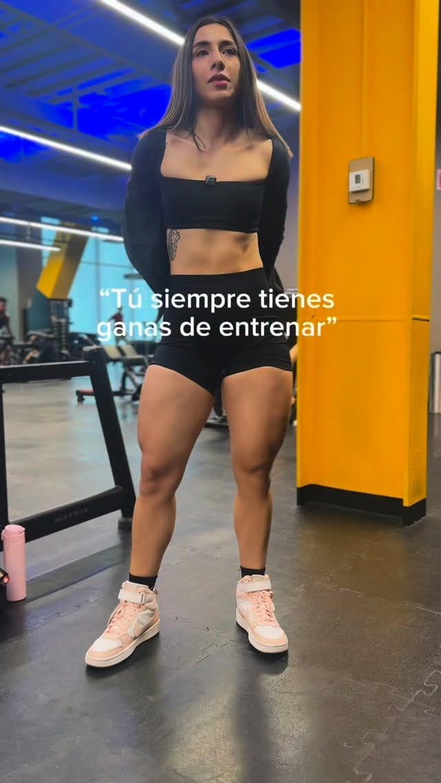 Post 3 by Angélica Amozurrutia on Instagram (video)