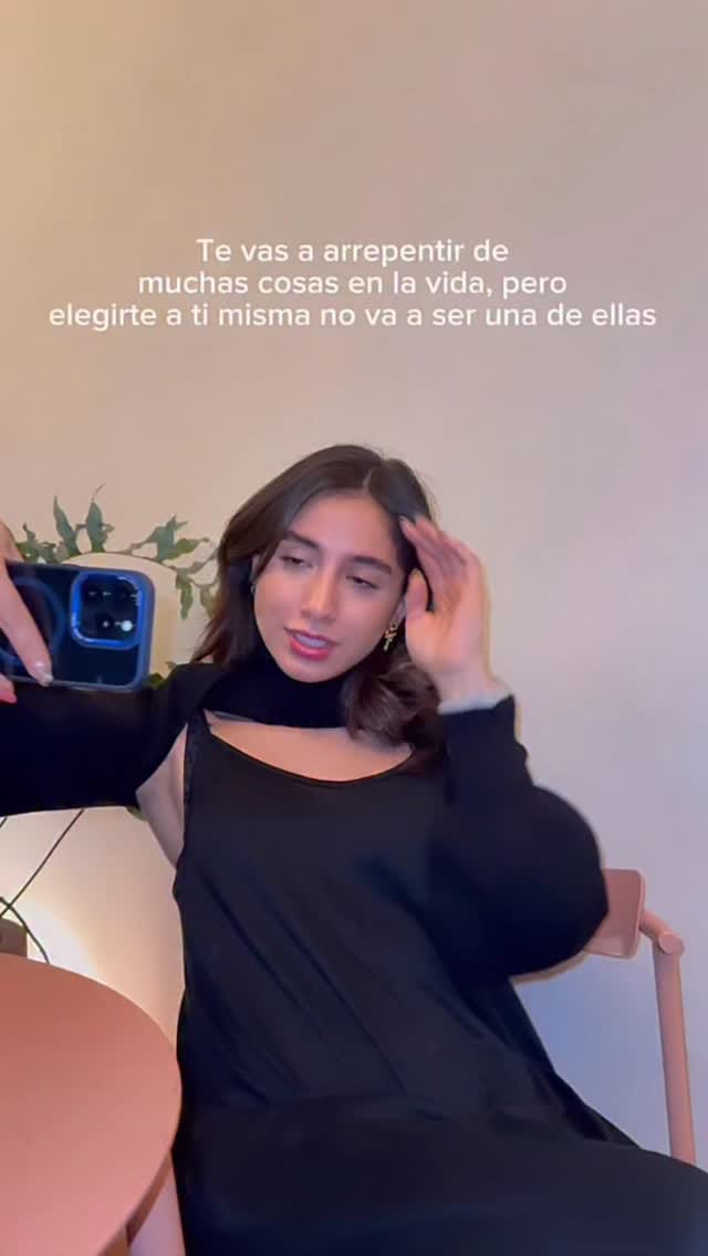 Post 4 by Angélica Amozurrutia on Instagram (video)