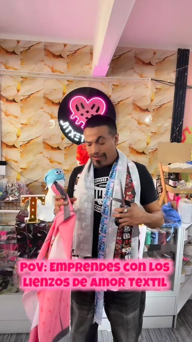 Post 5 by Amor textil on Instagram (video)